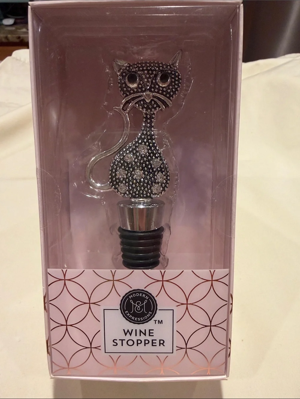 Cute cat wine stopper with rhinestones